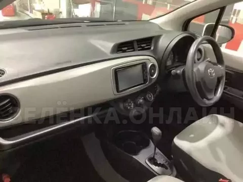 Toyota Vitz 2012