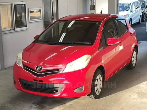 Toyota Vitz 2013