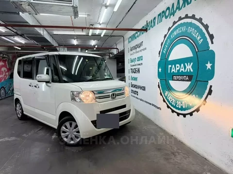 Honda N-BOX 2016