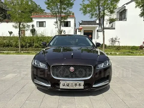 Jaguar XF 2021