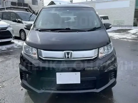 Honda Freed Spike 2016