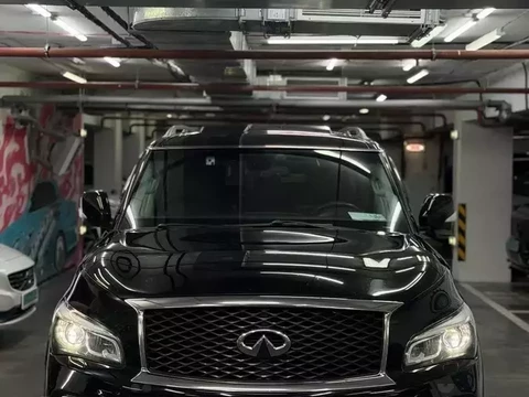 Infiniti QX80 2016