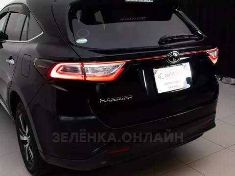 Toyota Harrier 2017