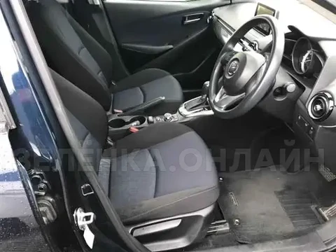 Mazda Demio 2015