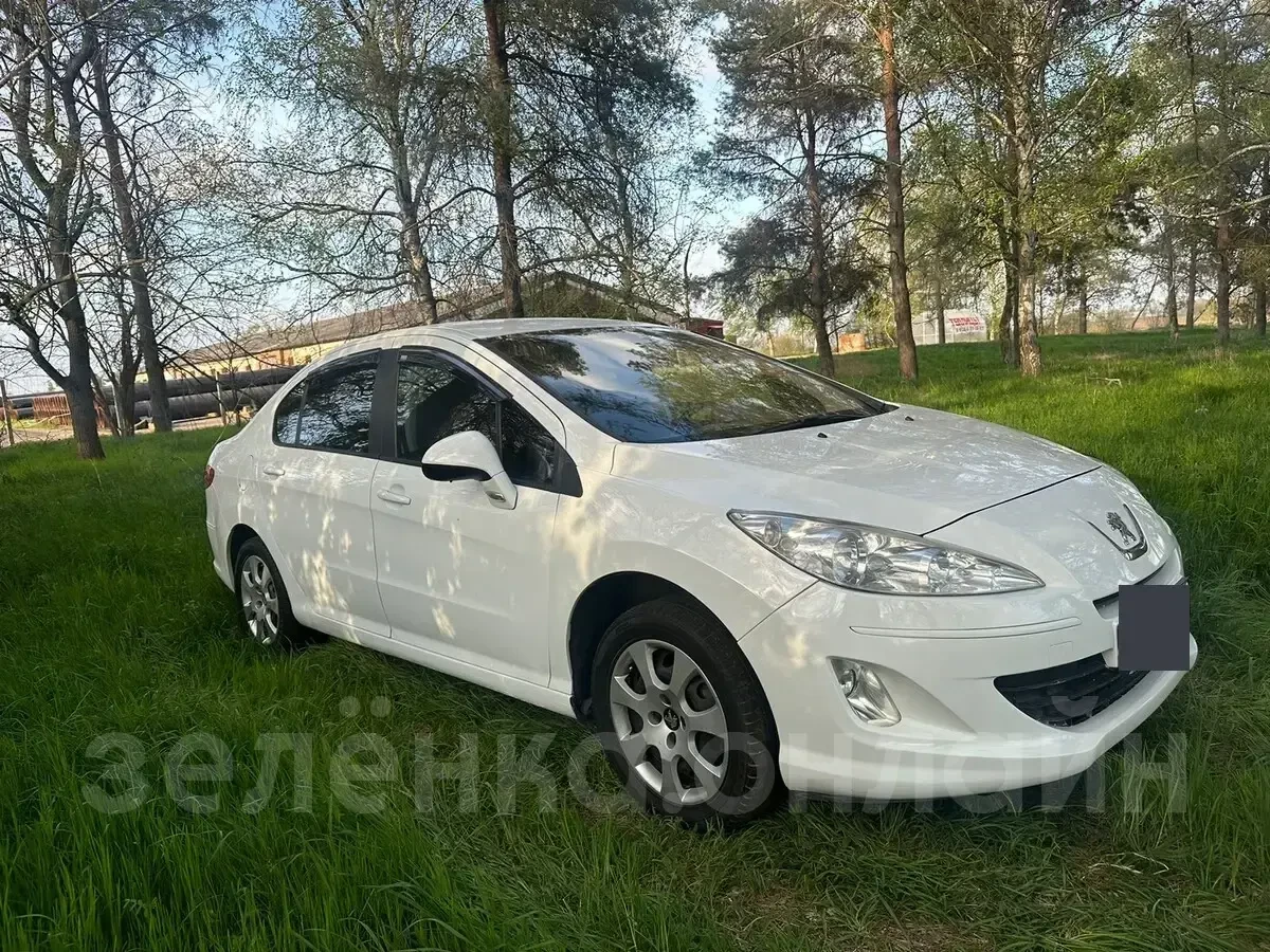 Peugeot 408 2012