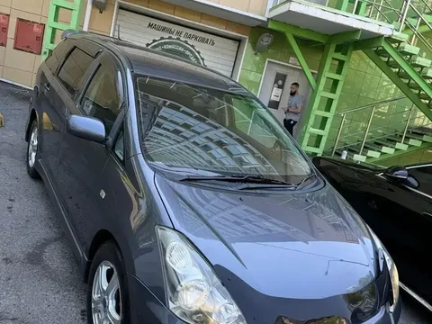 Toyota Wish 2004