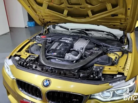 BMW M4 2016