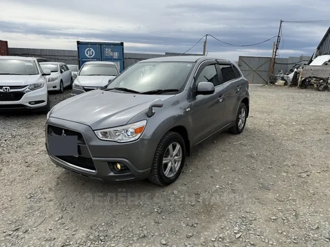 Mitsubishi RVR 2010
