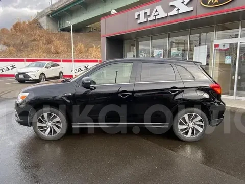 Mitsubishi RVR 2020