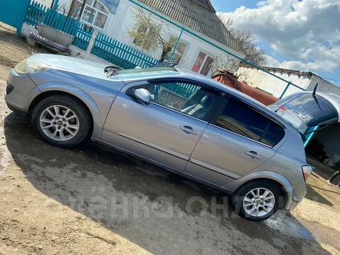 Opel Astra 2006