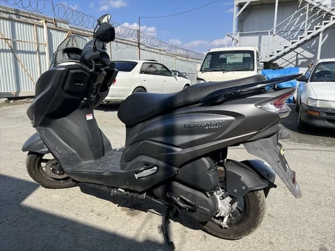 Suzuki Burgman UH 125 2018