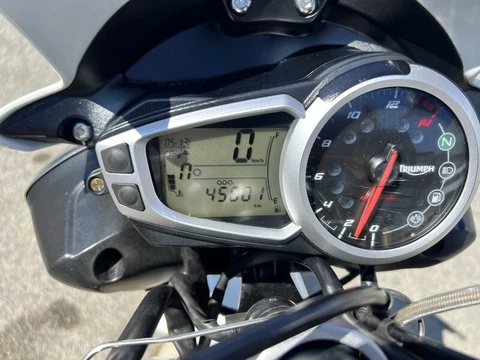 Triumph Street Triple 2015