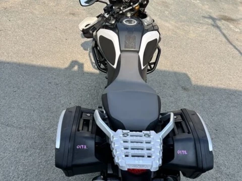 Suzuki V-Strom DL 1000 2014