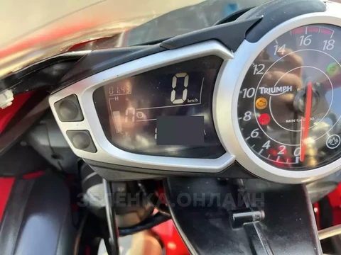 Triumph Daytona 675 2011