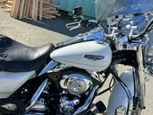 	HARLEY-DAVIDSON FLHRC-I1450 ROAD KING 2004