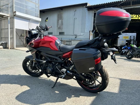 Yamaha MT-09 Tracer (FJ-09) 2015