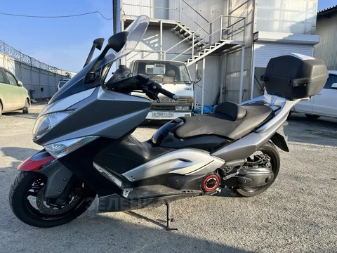Yamaha TMAX 2010