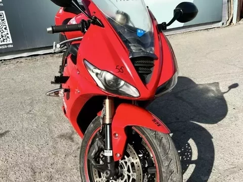 Triumph Daytona 675 2011