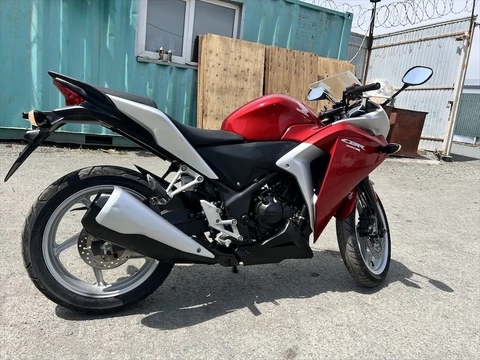 Honda CBR 250R 2011