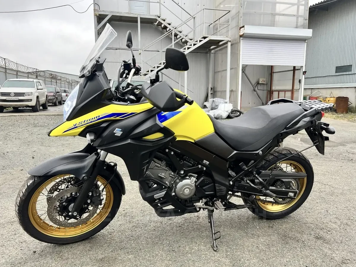 Suzuki V-Strom DL 650 2021