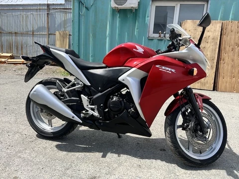 Honda CBR 250R 2011
