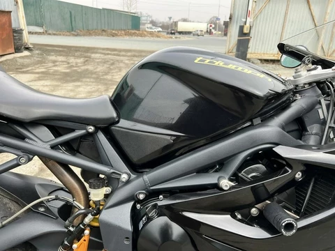 Triumph Daytona 675 2012