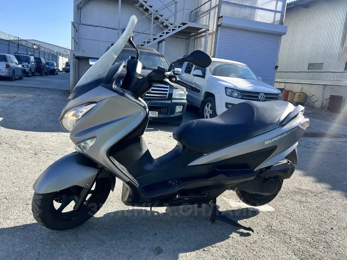 Suzuki Burgman UH 200 2019
