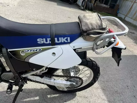 Suzuki DR 250 1997