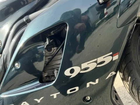 Triumph Daytona 955i 2002