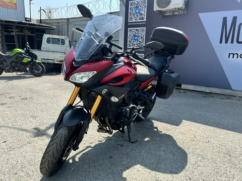 Yamaha MT-09 Tracer (FJ-09) 2015