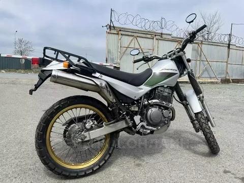 Kawasaki KL 250 1997