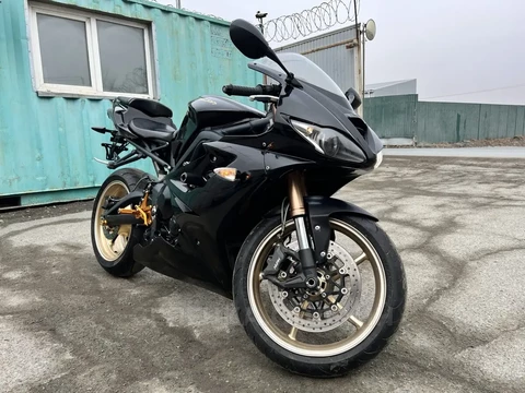 Triumph Daytona 675 2012