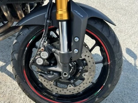 Yamaha MT-09 Tracer (FJ-09) 2015