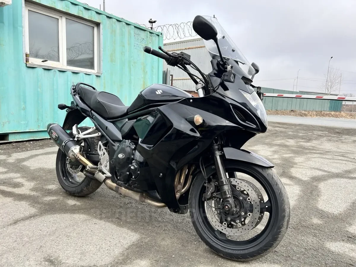 Suzuki Bandit GSF 1250 2011