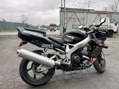 Honda CBR 900RR Fireblade 1997
