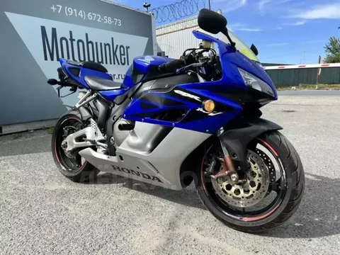 Honda CBR 1000 RR/RA Fireblade 2004