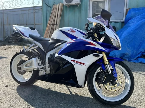 Honda CBR 600RR 2011
