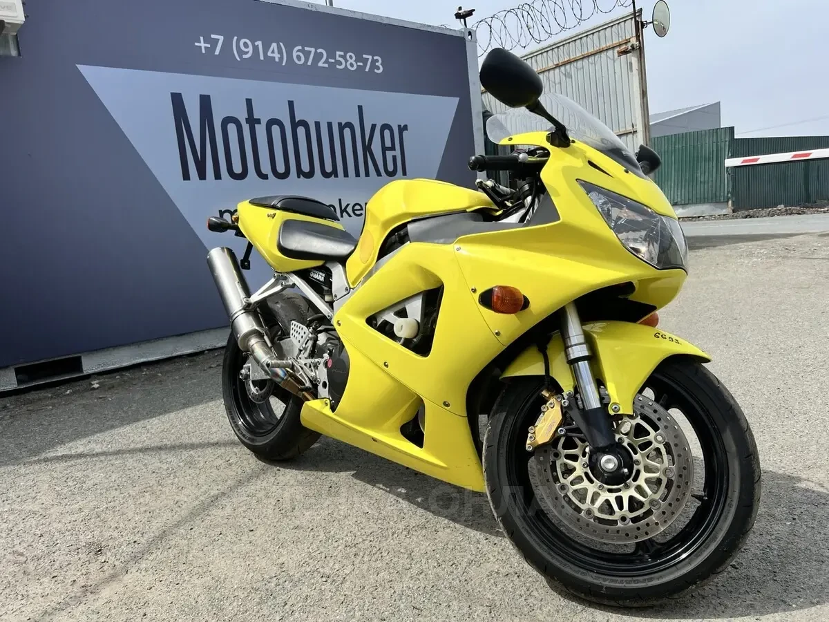 Honda CBR 900RR Fireblade 2001