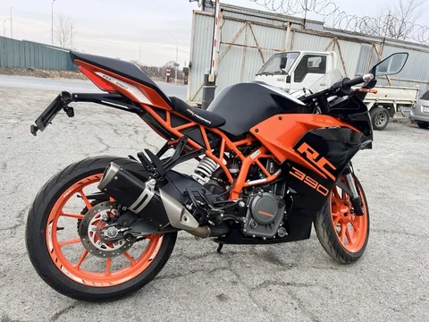 KTM RC 390 2017