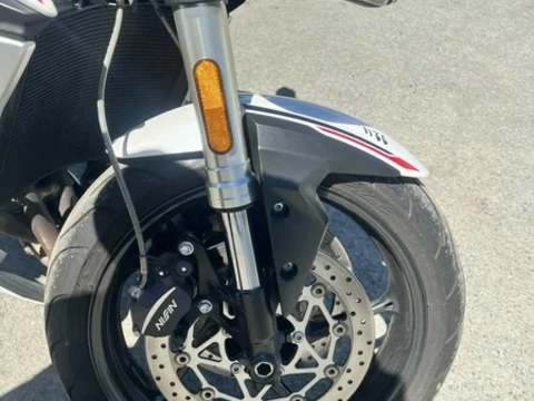 Triumph Street Triple 2021