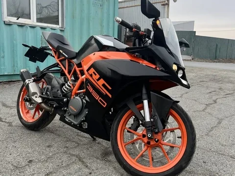 KTM RC 390 2017