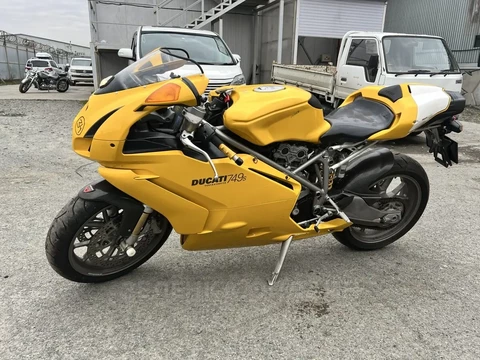 Ducati 749 2002