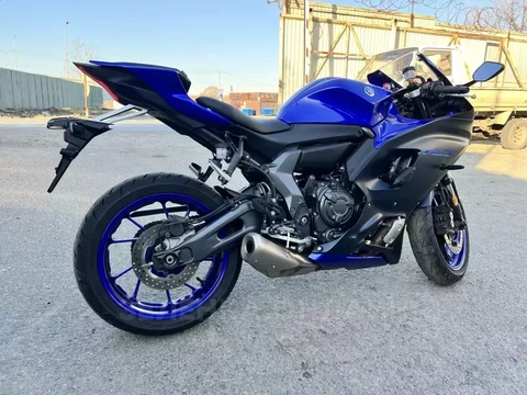 Yamaha YZF-R7 2022