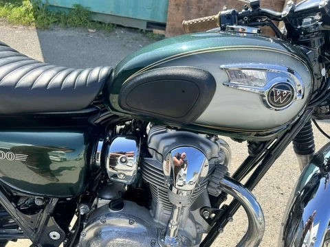 Kawasaki W 800 2011
