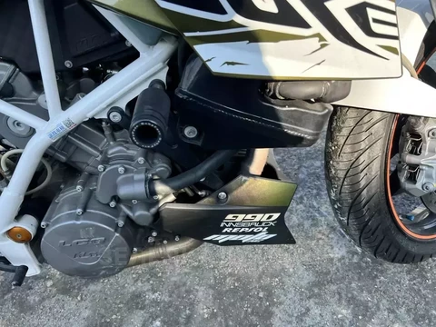 KTM 990 Super Duke 2010