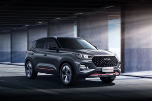 Chery Tiggo 4 2022 года едет быстро