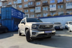 Хавал Дарго едет по бездорожью