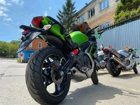 Kawasaki Ninja 400 мотоцикл зеленый