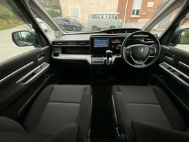 Honda Stepwgn 5 салон мультимедиа приборная панель руль