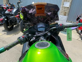 Kawasaki Ninja 400 мотоцикл зеленый